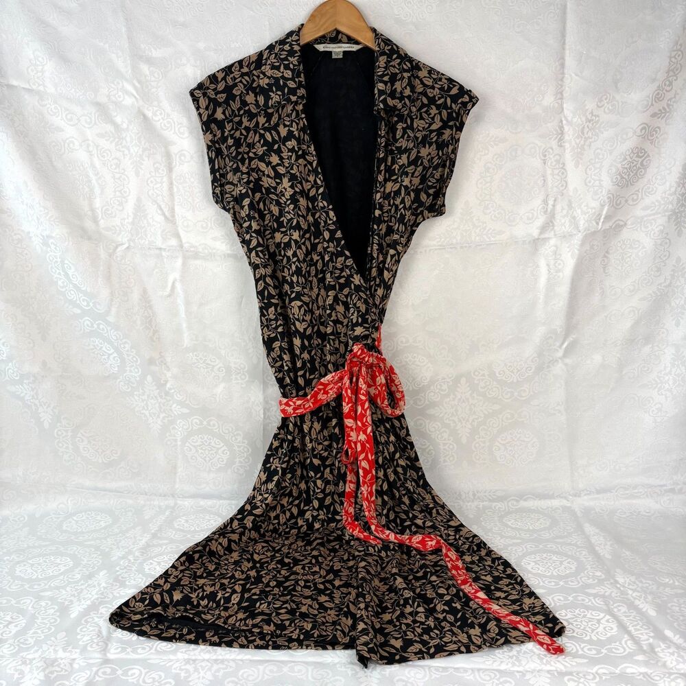 Diane von Furstenberg Floral Wrap Dress 100% Silk Midi Length Autumn Size 6 (S)